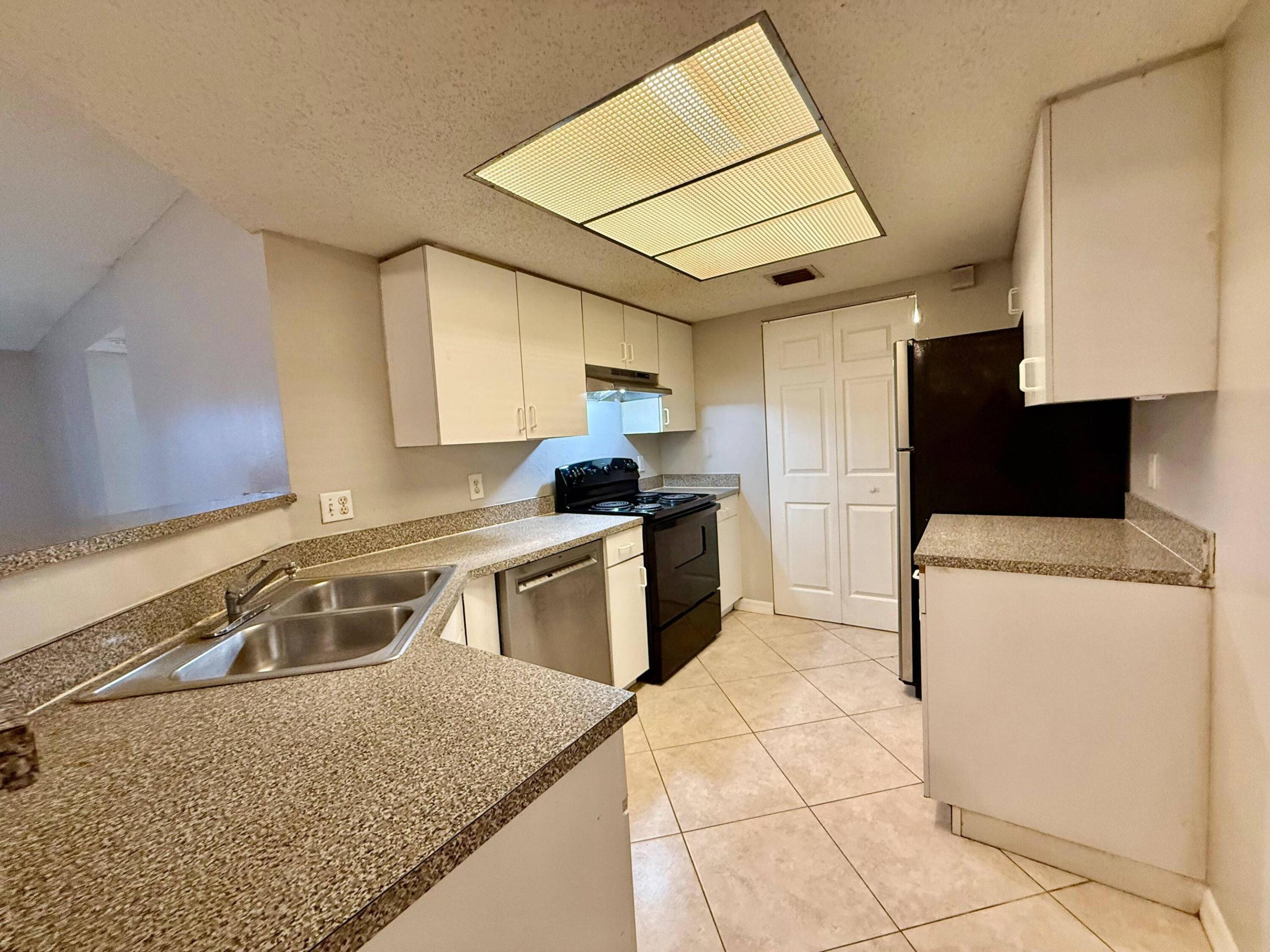 5065 Wiles Road 105, Coconut Creek, FL 33073, Coconut Creek