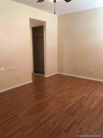 1911 Sabal Palm Drive 104 — photo 11