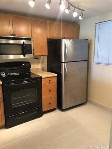 1911 Sabal Palm Drive 104 — photo 4