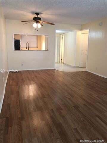1911 Sabal Palm Drive 104 — photo 8
