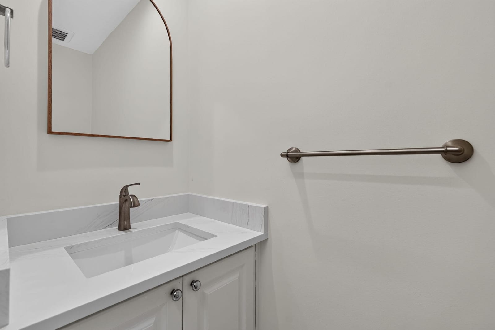 112 Santa Barbara Way — photo 9