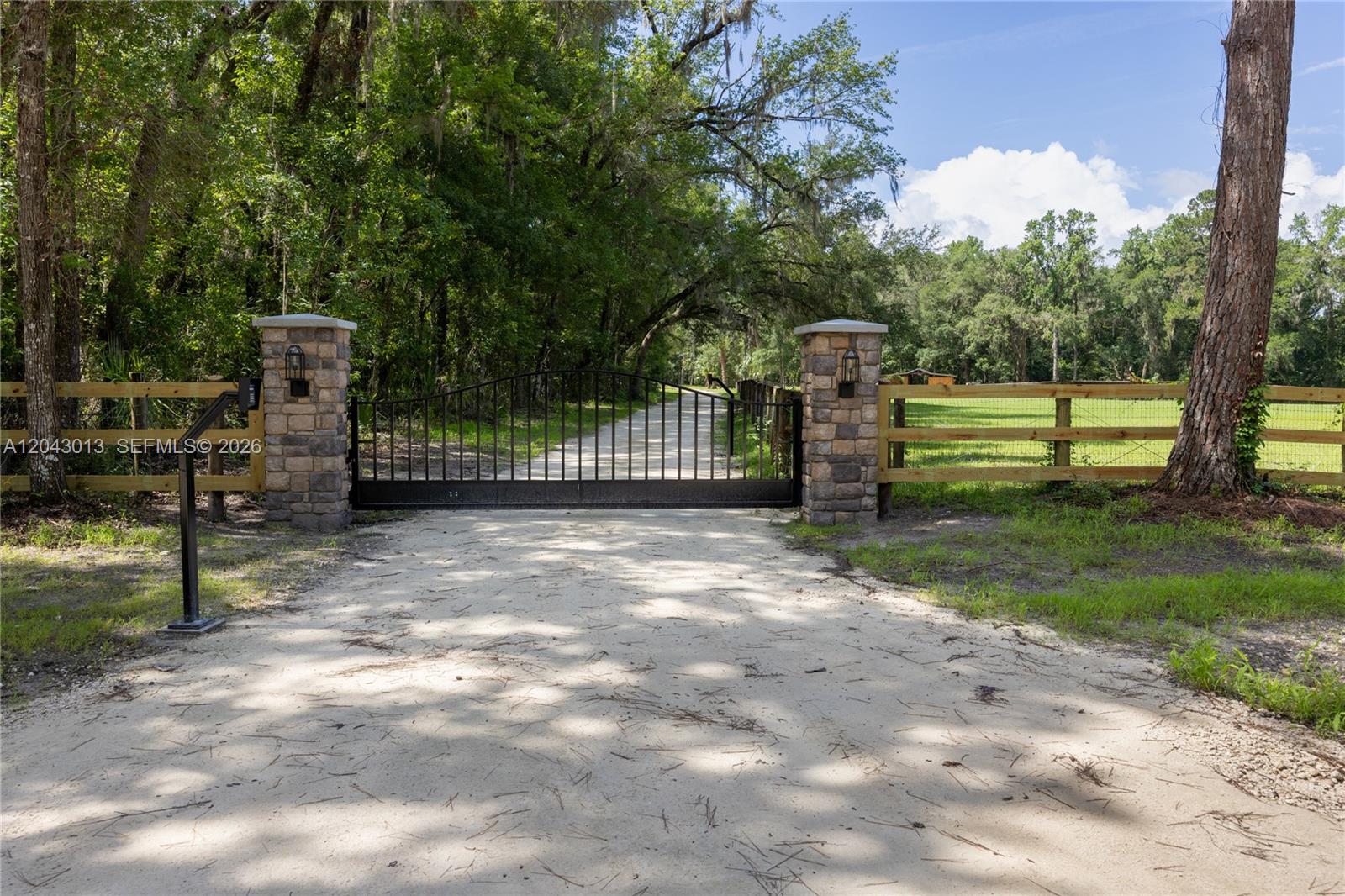 14810 NW 185 Street, Ocala, FL 32696 photo 3