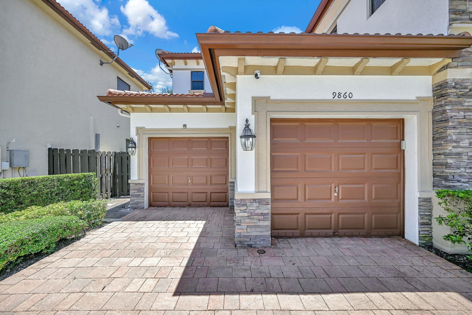 9860 NW 86th Terrace — photo 8