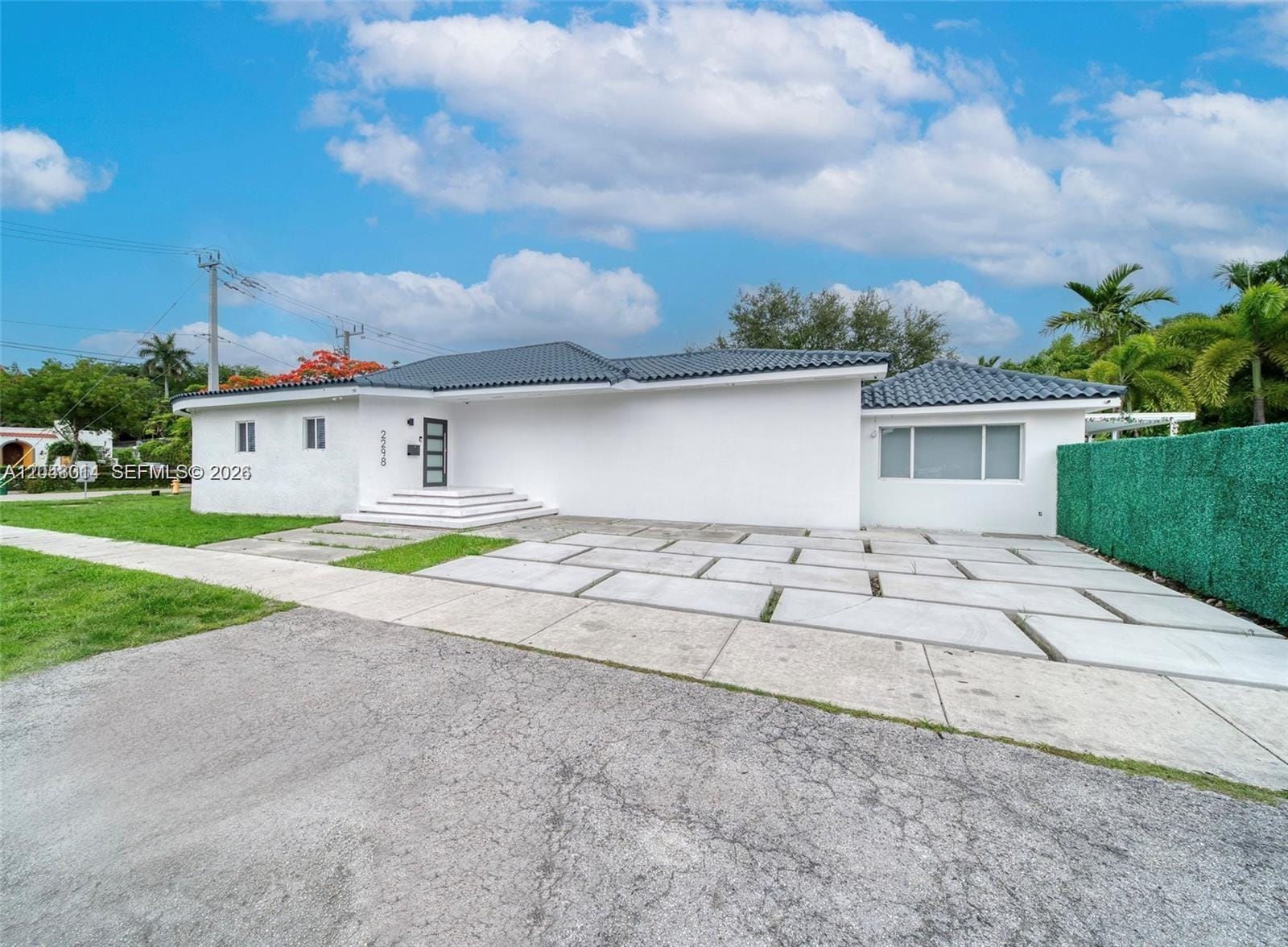 2298 SW 16th Avenue, Miami, FL 33145 photo 2