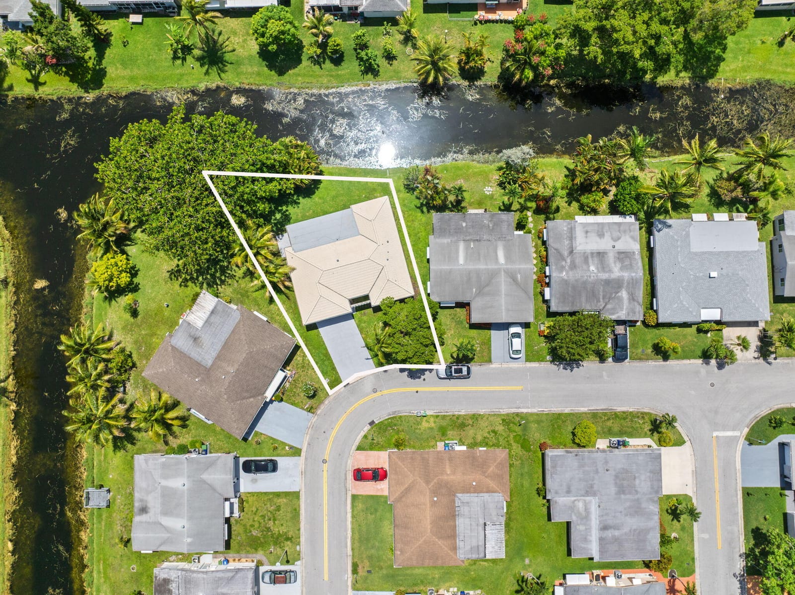 1550 NW 70th Terrace, Margate, FL 33063 photo 2