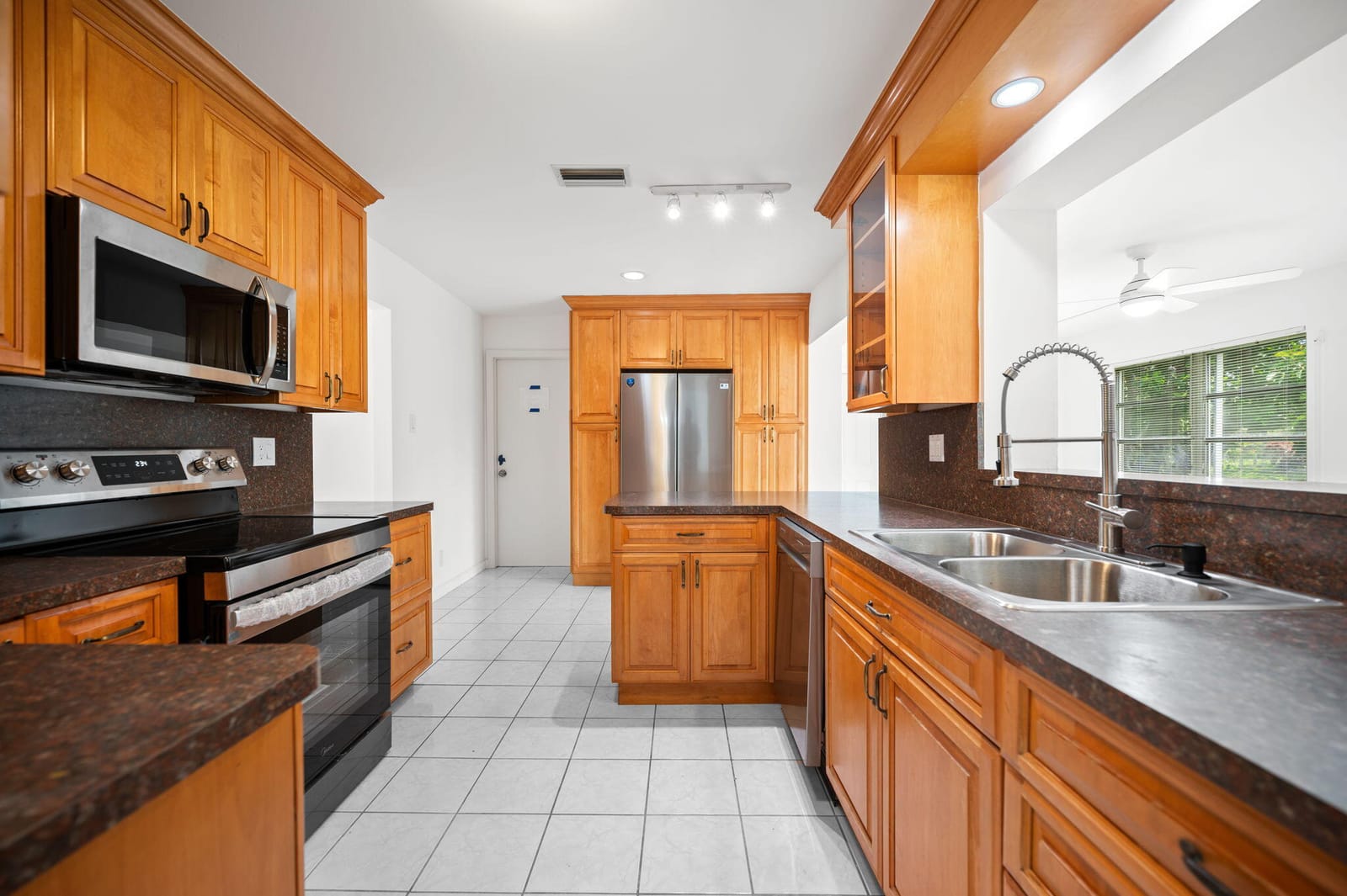 1550 NW 70th Terrace, Margate, FL 33063 photo 14