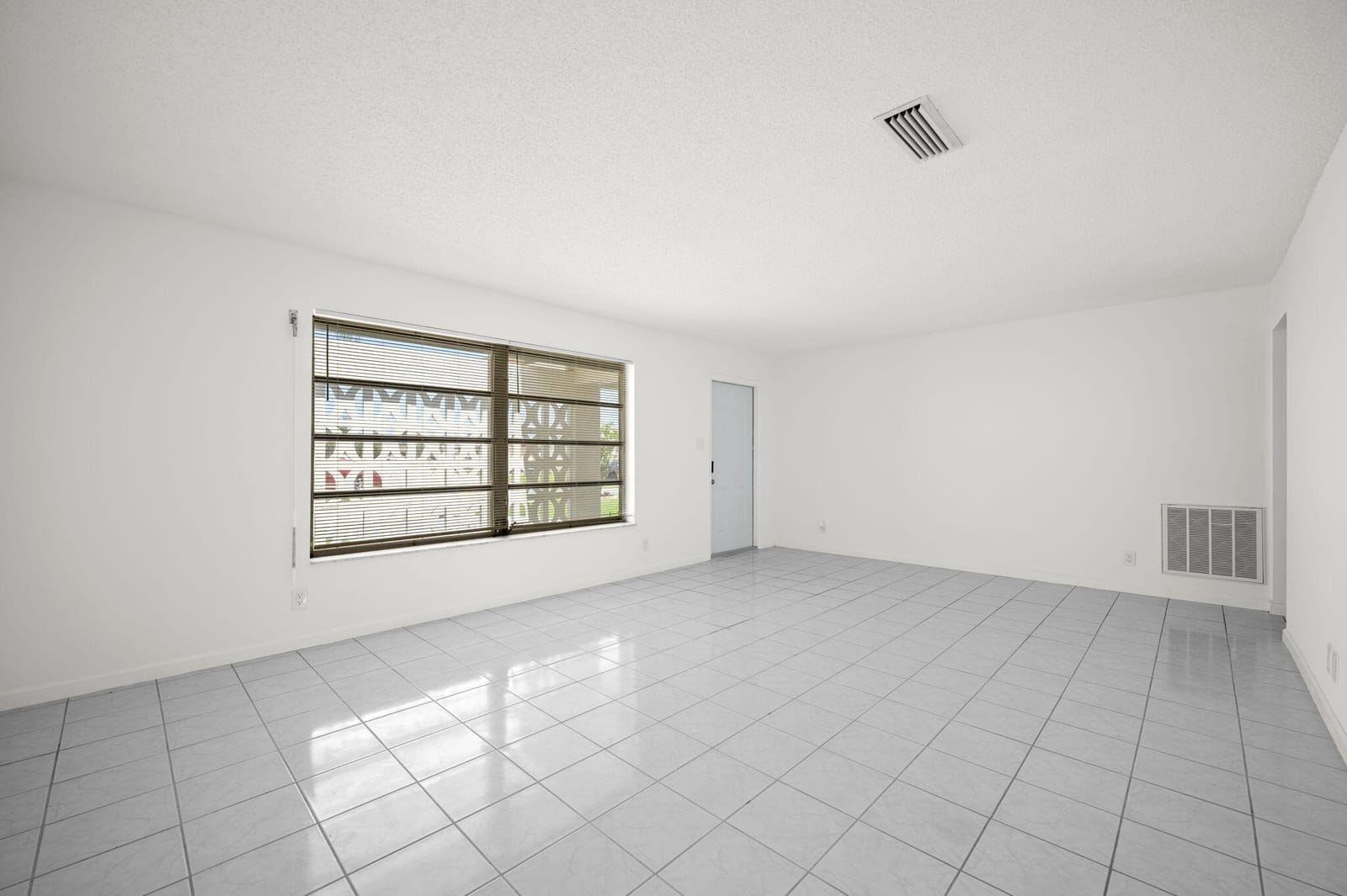 1550 NW 70th Terrace, Margate, FL 33063 photo 8