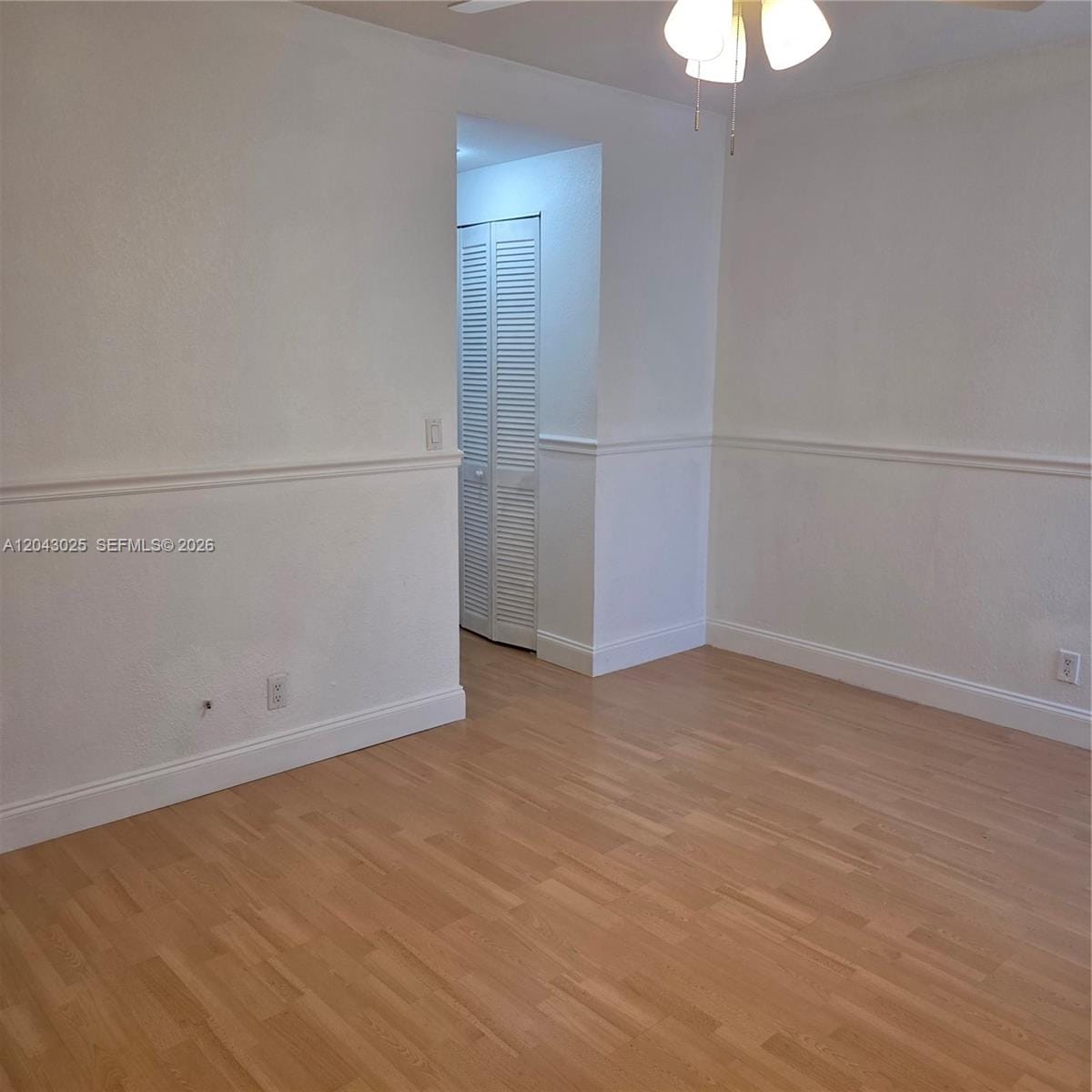 8905 NW 28th Drive B — photo 5