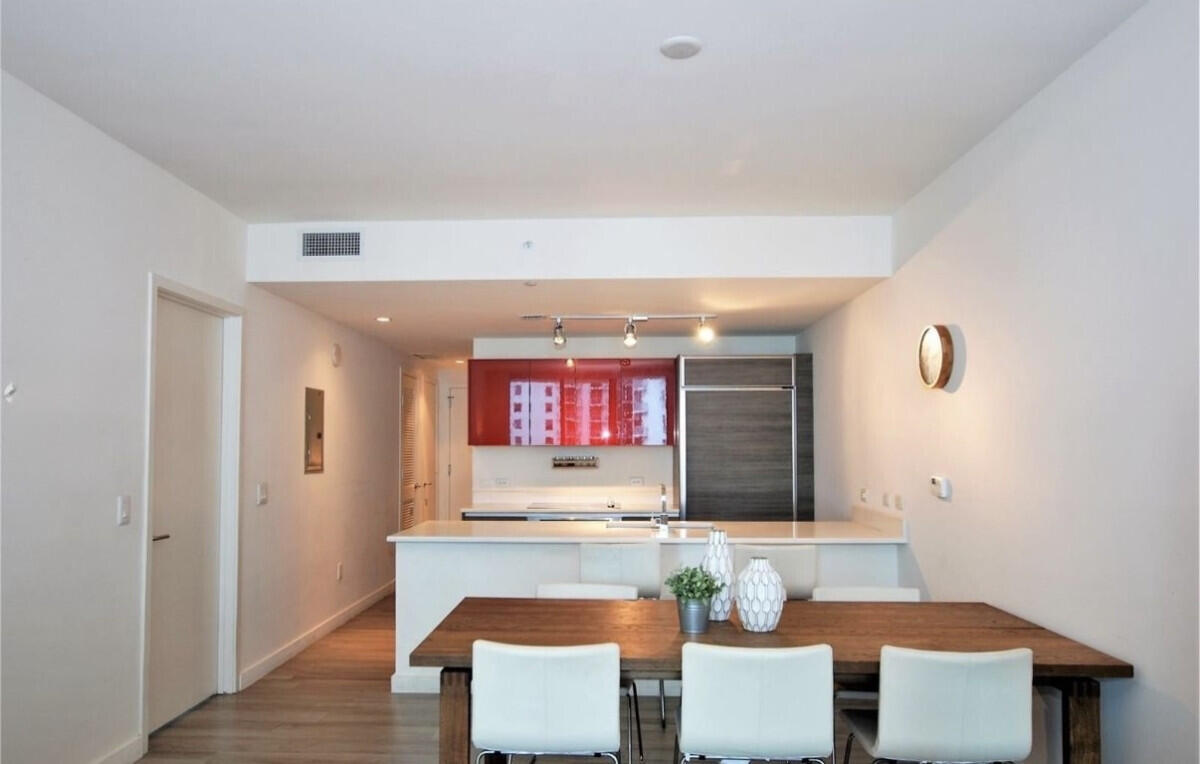 1100 S Miami Avenue 1711, Miami, FL 33130, Miami