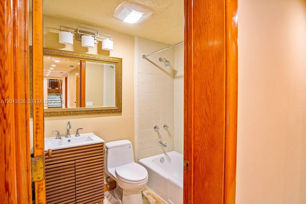 6960 Mira Flores Avenue 6960, Coral Gables, FL 33143 photo 18