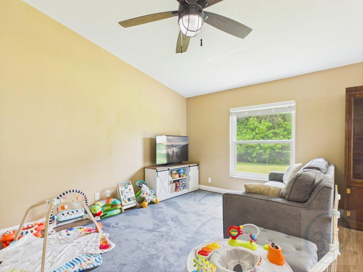 2265 SW Grosspoint Street — photo 10