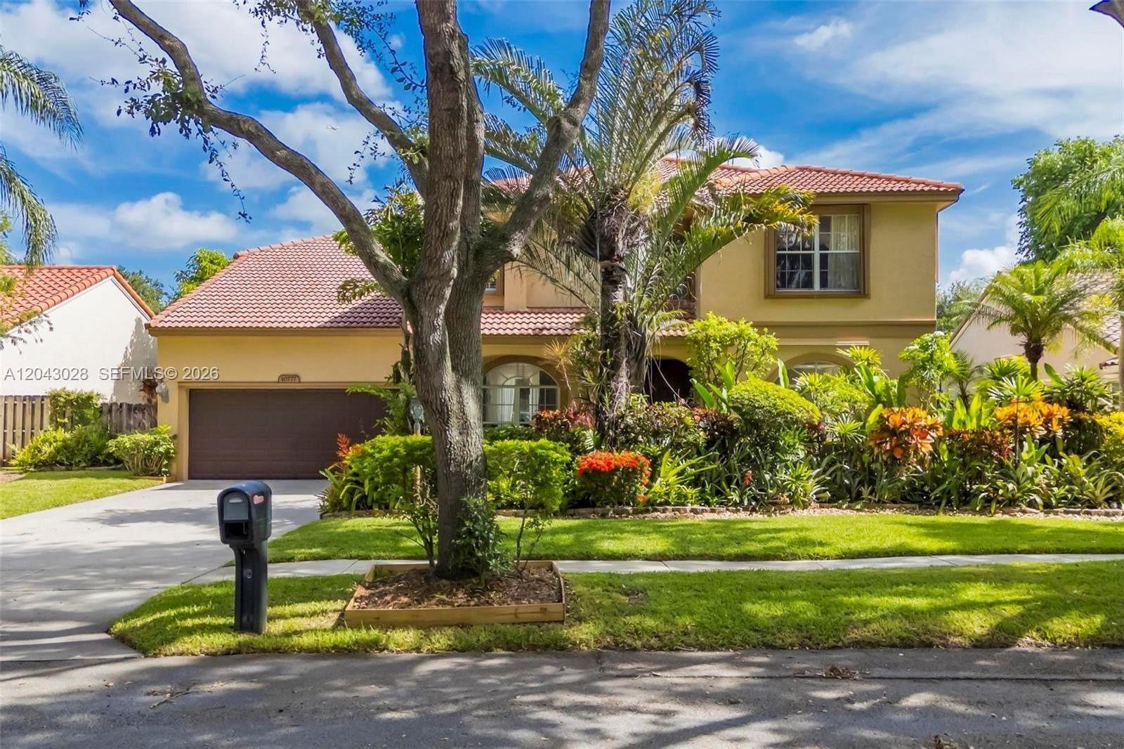 10777 Charleston Place, Cooper City, FL 33026, Cooper City