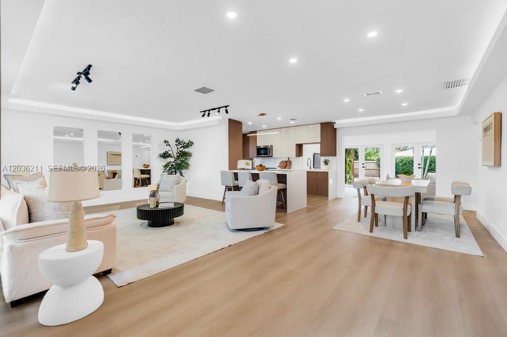 1234 Buchanan Street, Hollywood, FL 33019, Hollywood