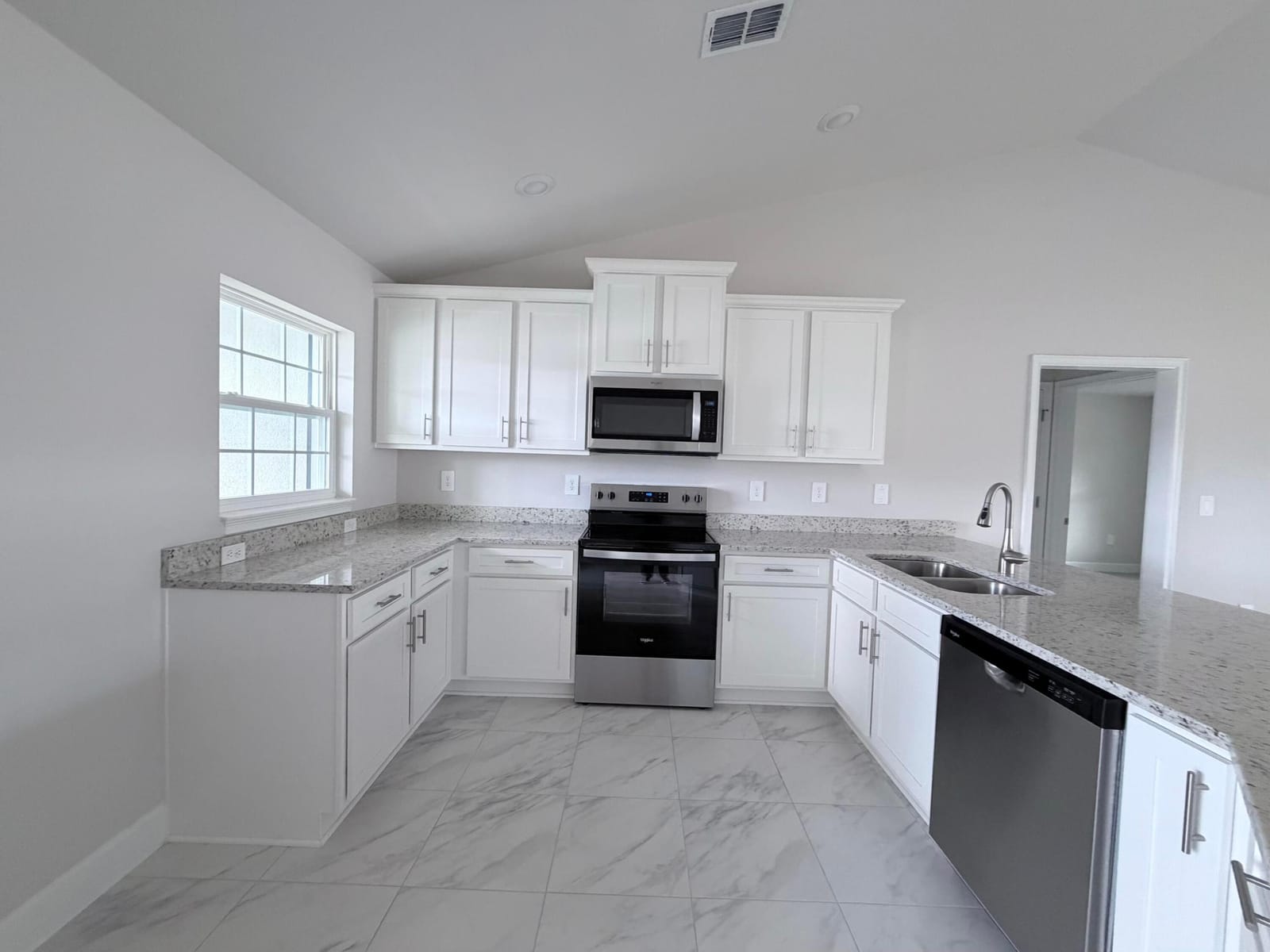 7908 Banyan Street, Fort Pierce, FL 34951 photo 4