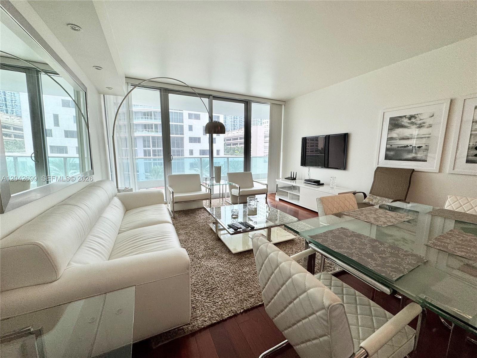 1331 Brickell Bay Drive 406, Miami, FL 33131, Miami