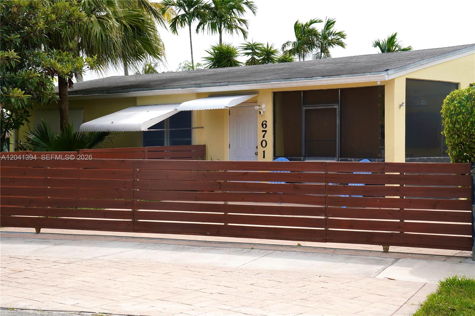 6701 Harding Street, Hollywood, FL 33024, Hollywood