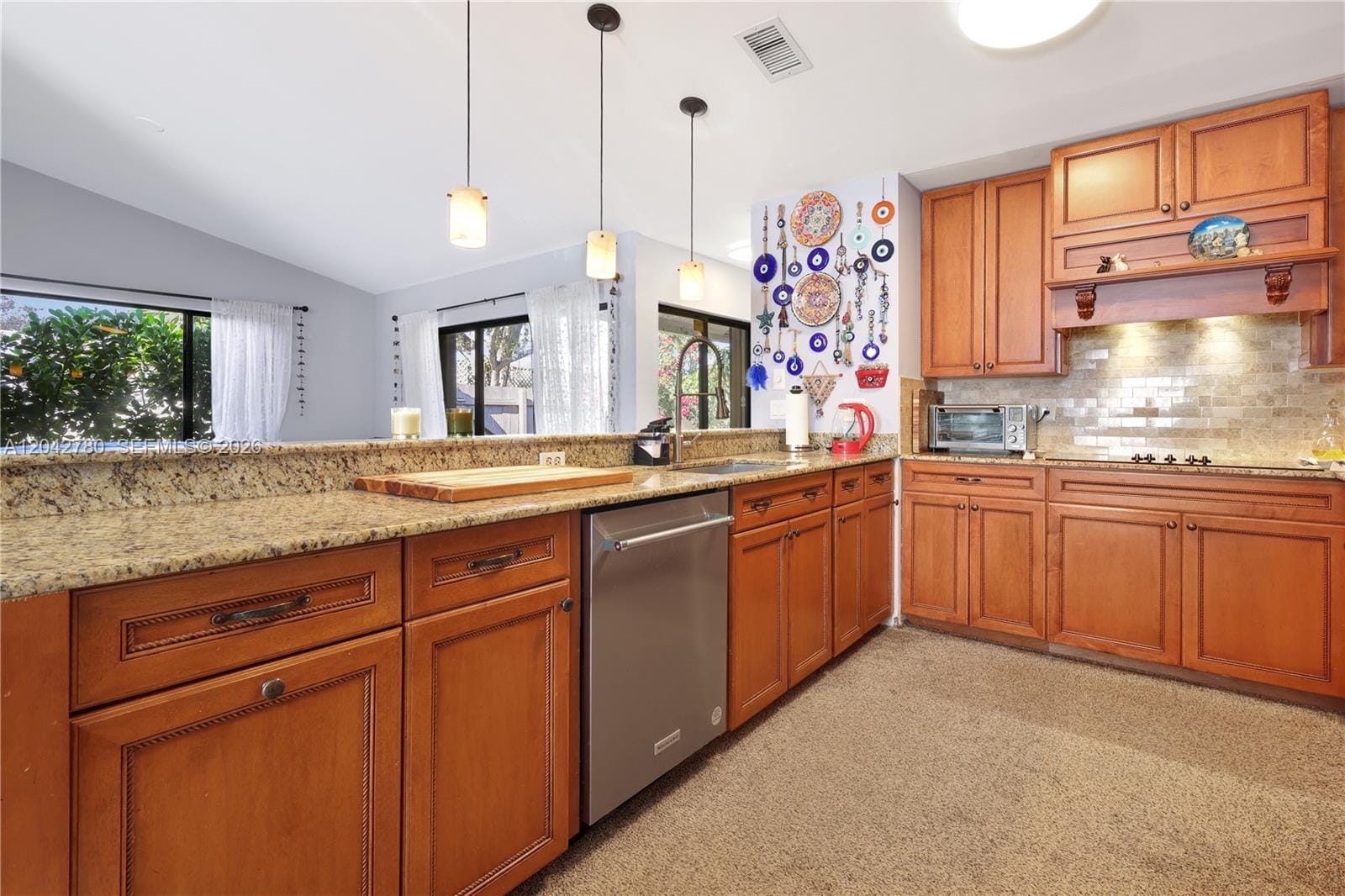 3064 S Oakland Forest Drive 1006 — photo 6