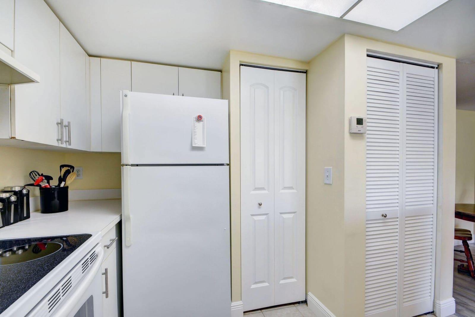 300 Crestwood Court N 307 — photo 12