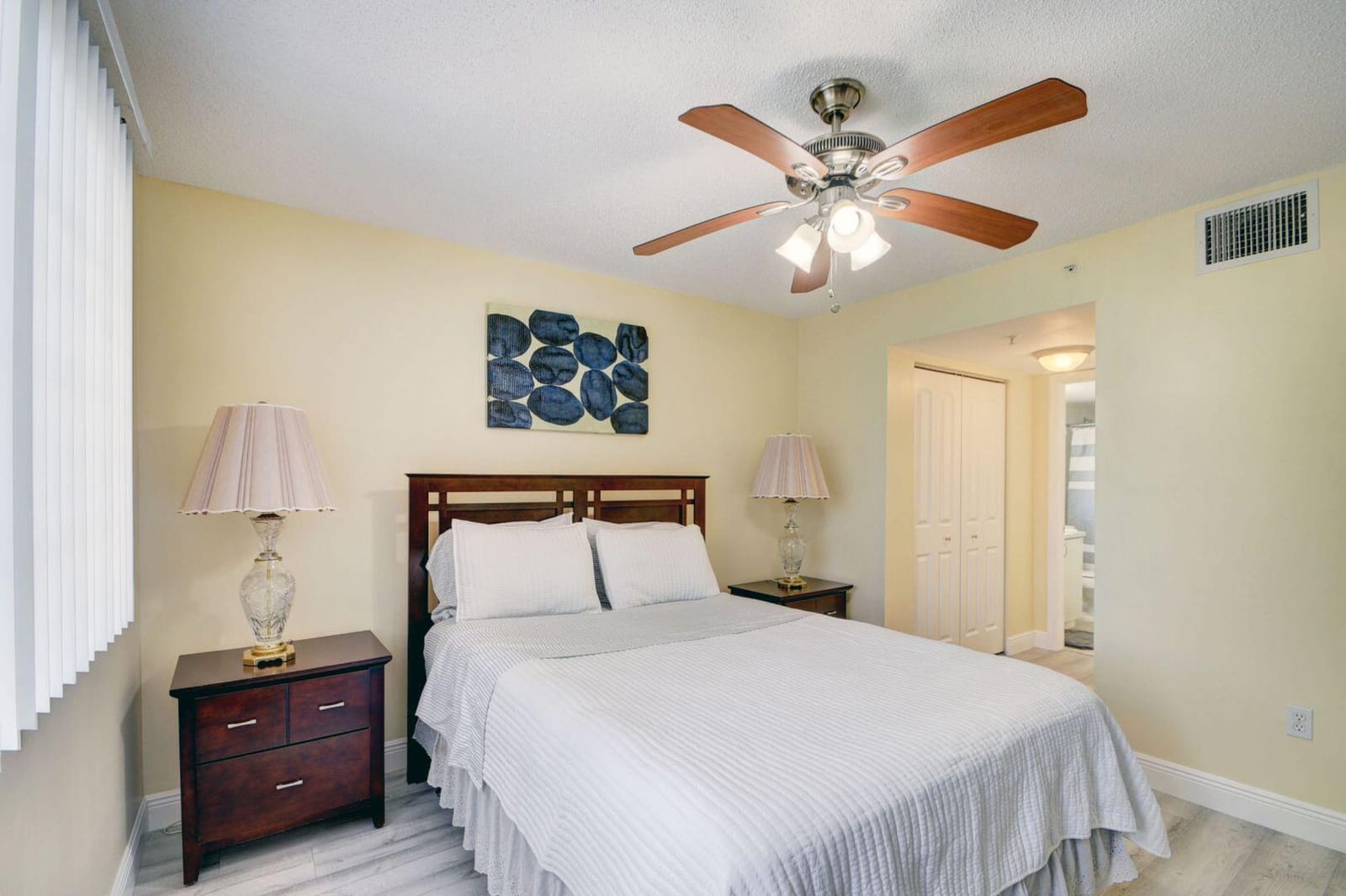 300 Crestwood Court N 307, Royal Palm Beach, FL 33411 photo 17
