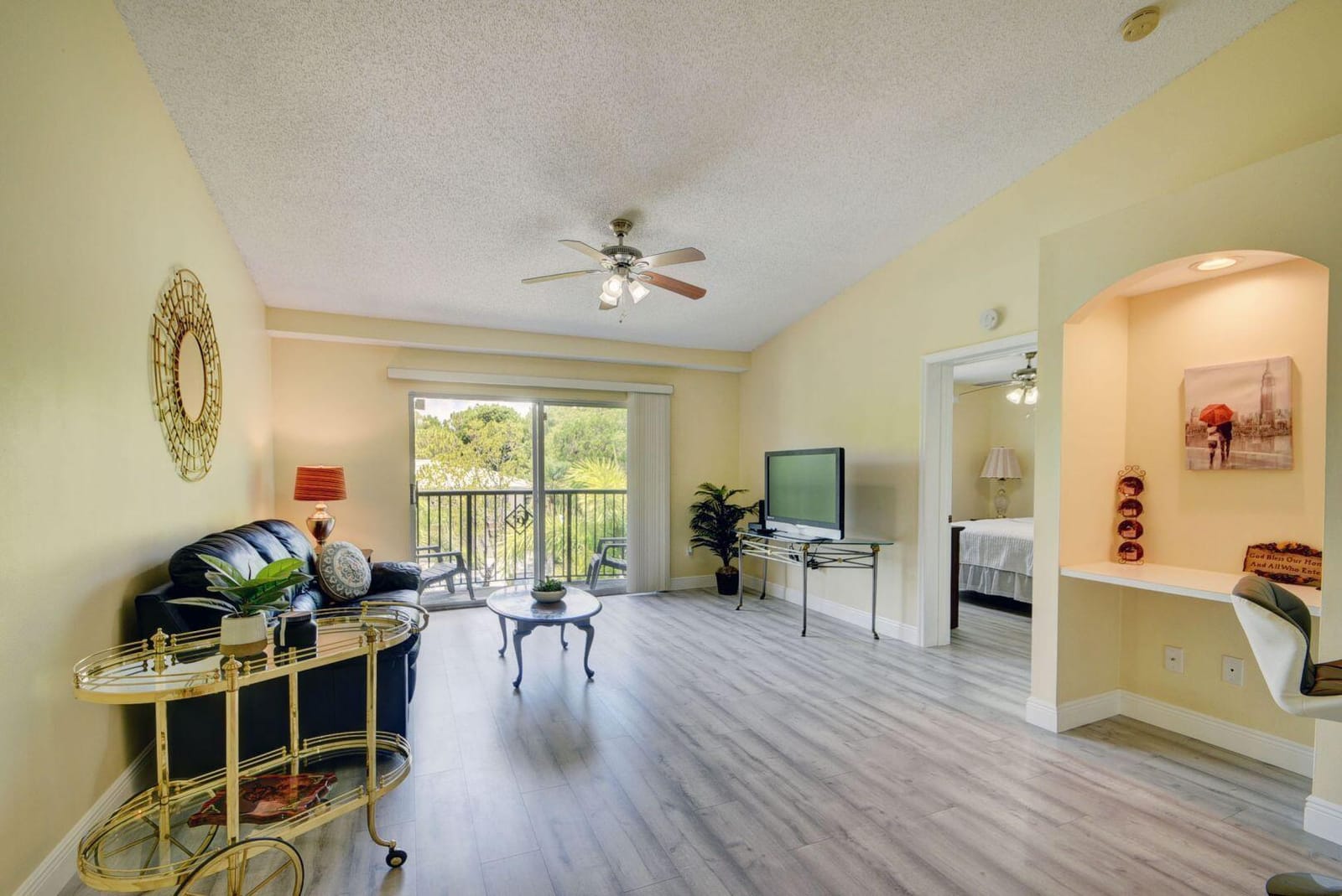 300 Crestwood Court N 307 — photo 5