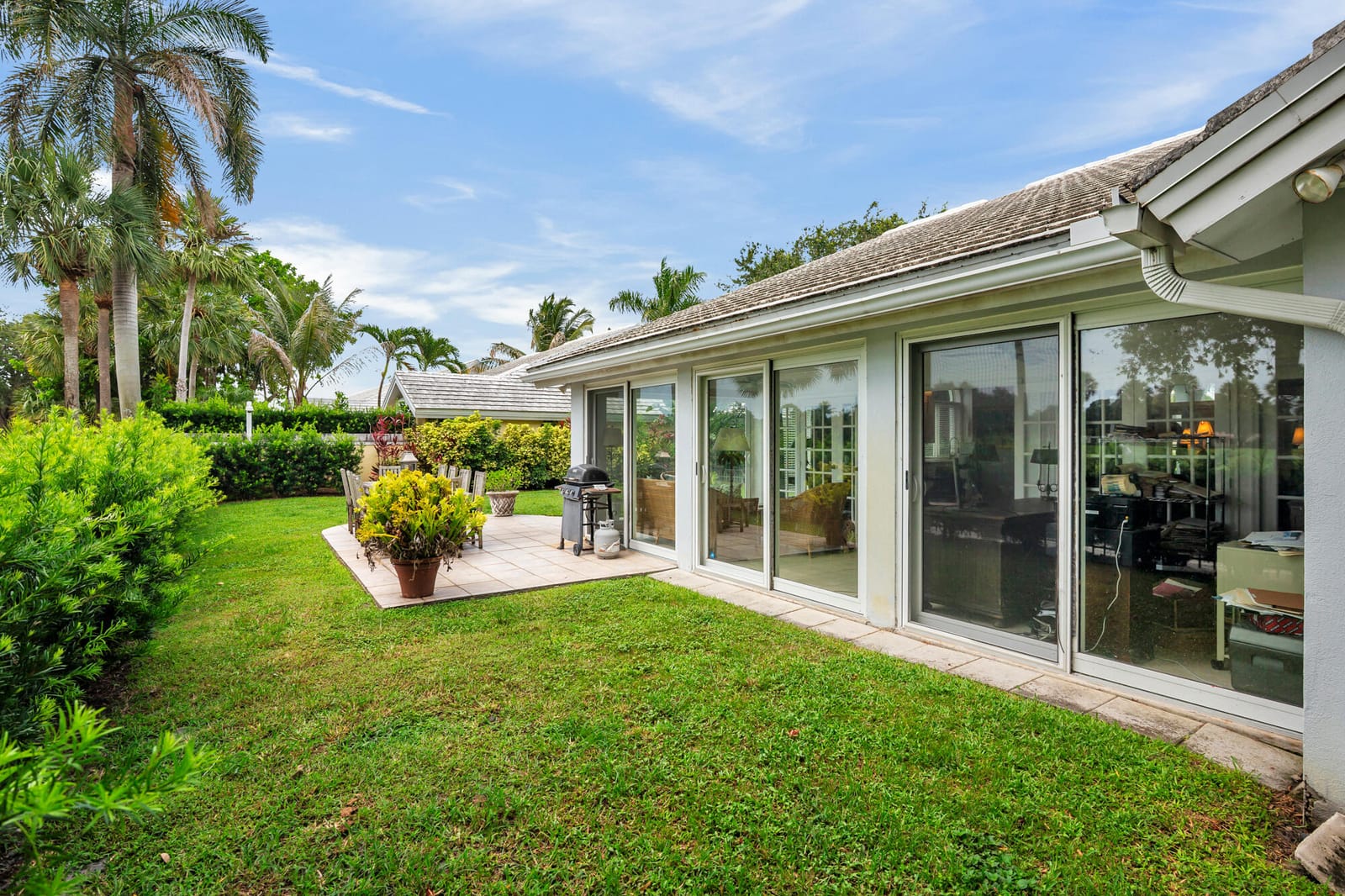 2402 Saratoga Bay Drive, West Palm Beach, FL 33409 photo 27