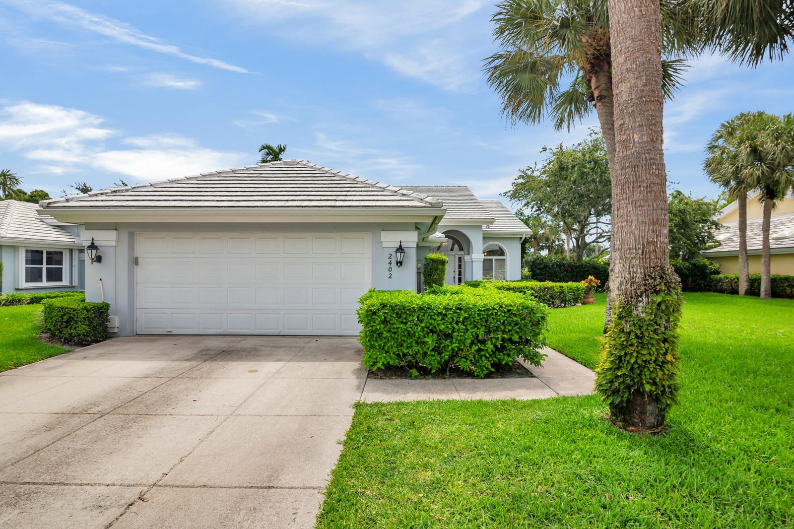 2402 Saratoga Bay Drive — photo 4