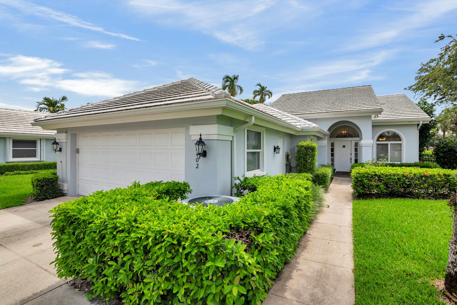 2402 Saratoga Bay Drive — photo 5