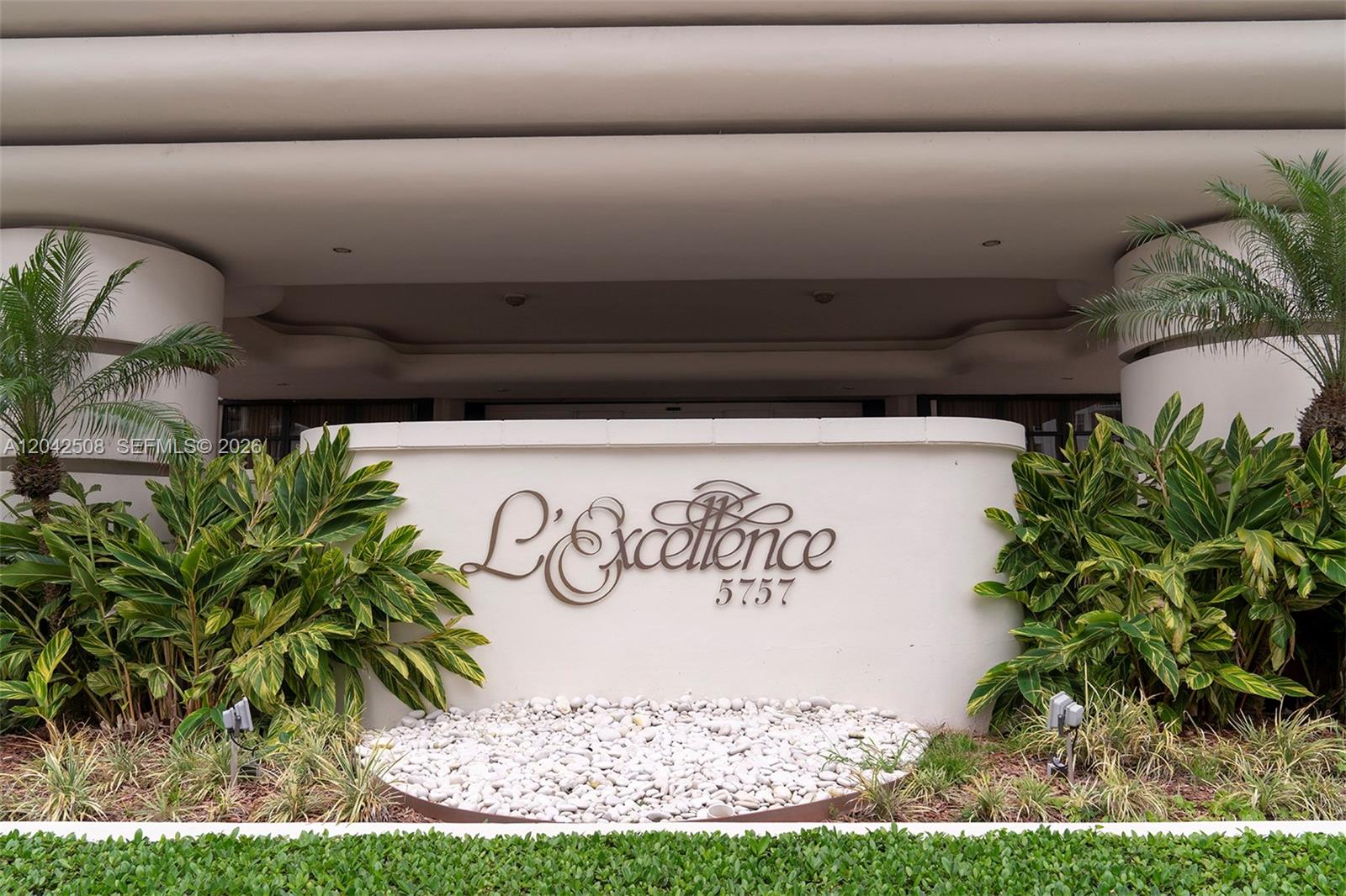 5757 Collins Avenue 1604, Miami Beach, FL 33140, Miami Beach