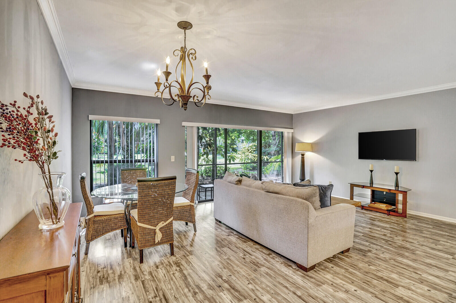 11863 Wimbledon Circle 425, Wellington, FL 33414, Wellington