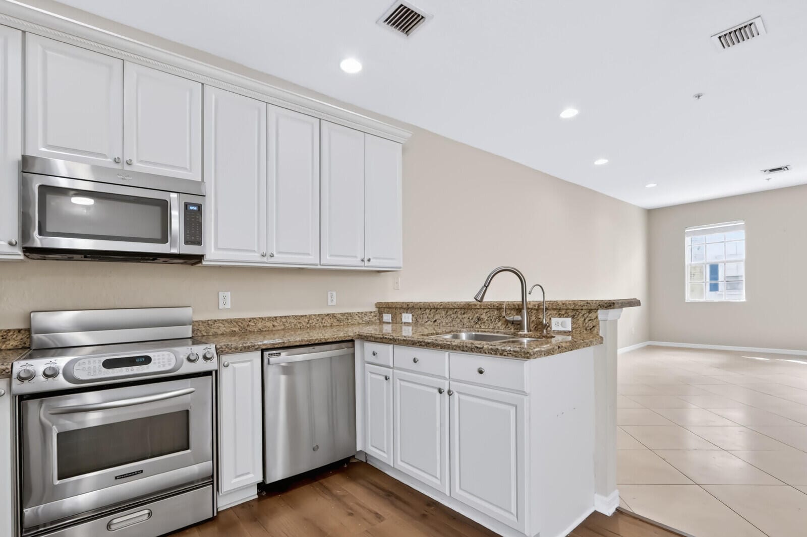 114 Locustberry Lane 105, Jupiter, FL 33458 photo 13