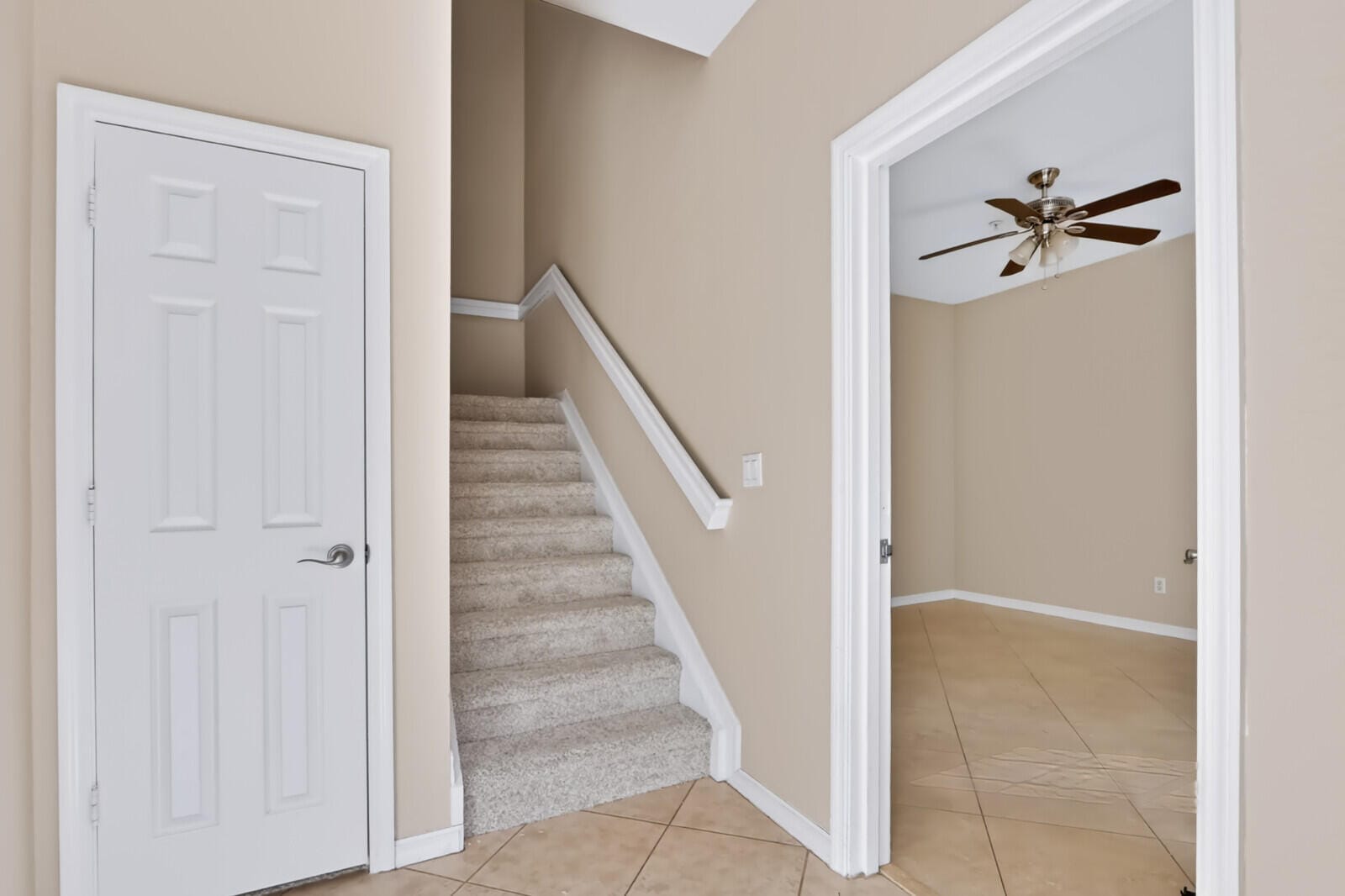 114 Locustberry Lane 105, Jupiter, FL 33458 photo 3