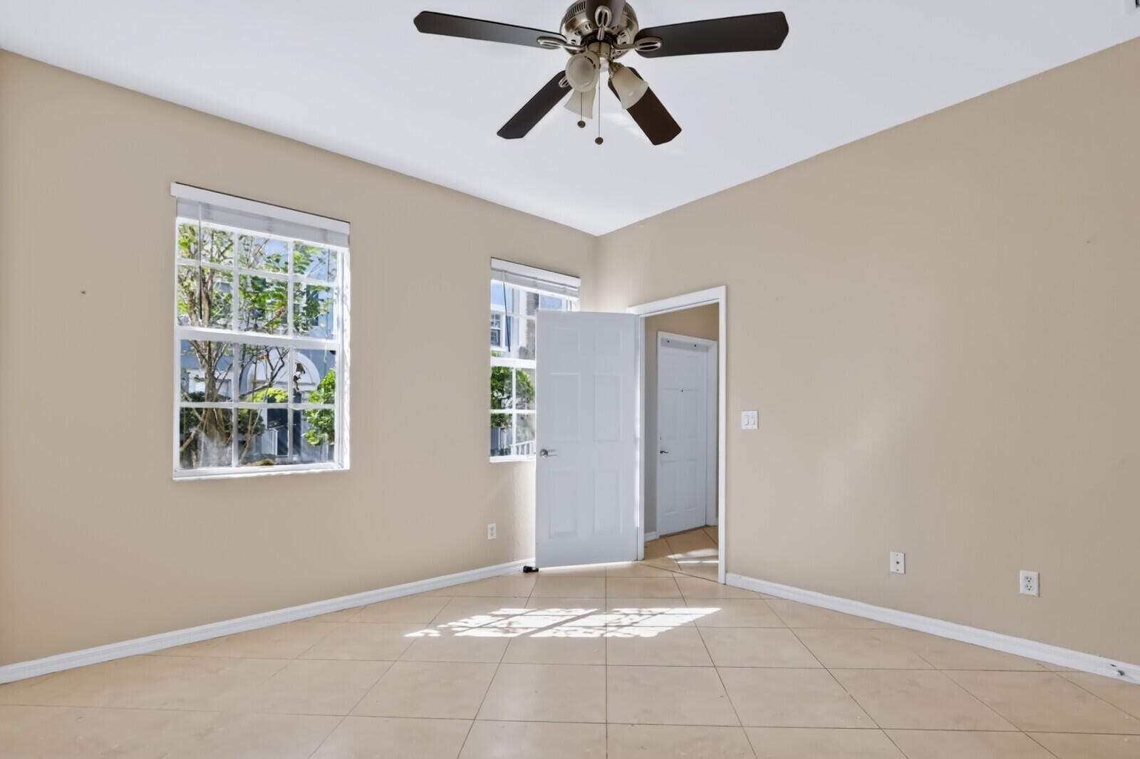 114 Locustberry Lane 105, Jupiter, FL 33458 photo 5
