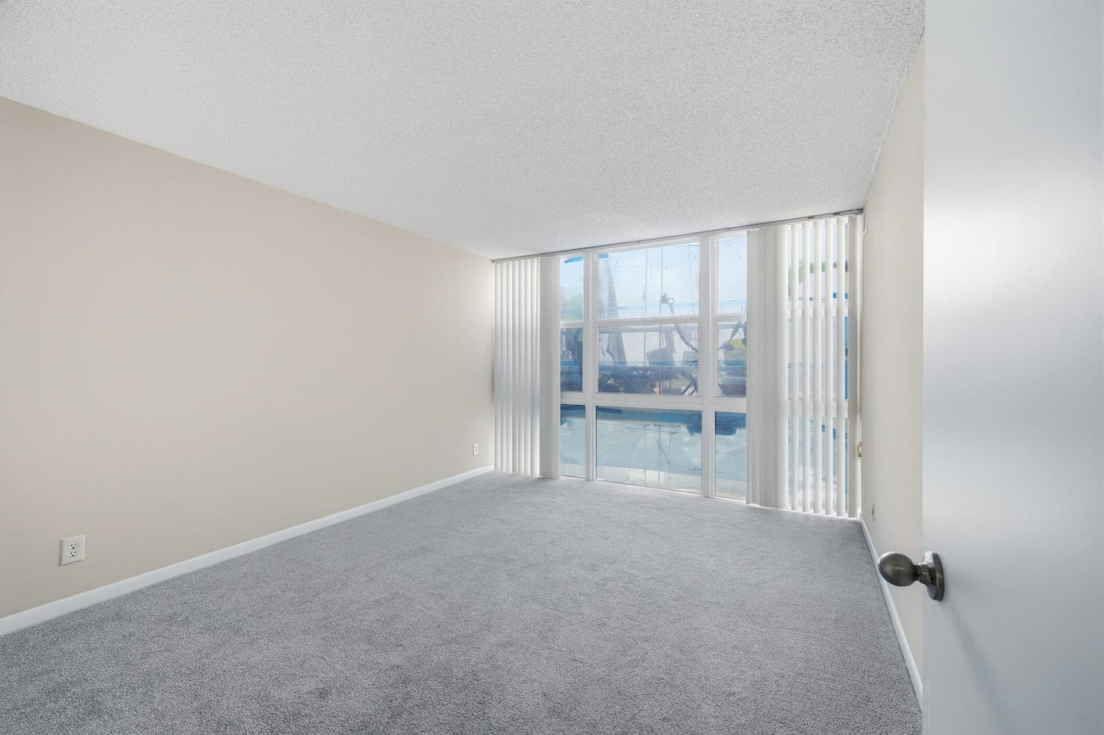 2841 N Ocean Boulevard 1503 — photo 10
