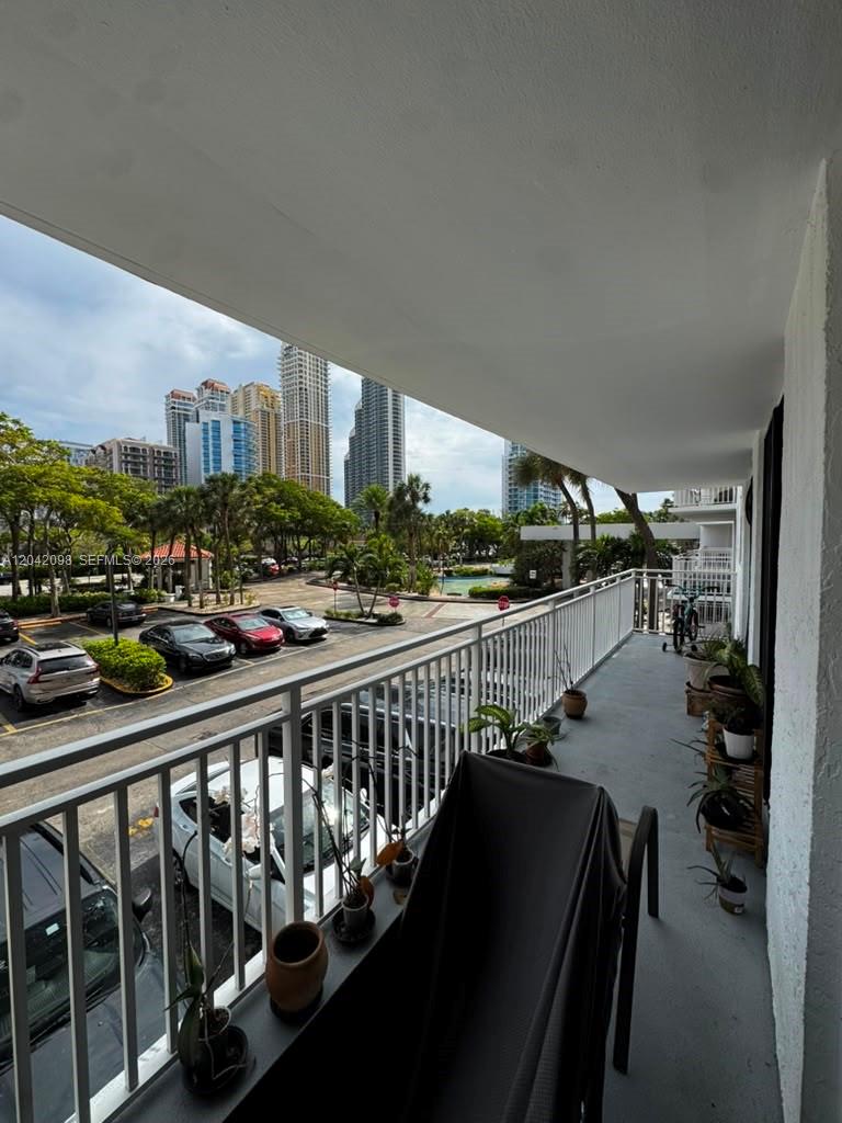 210 174th Street M11, Sunny Isles Beach, FL 33160, Sunny Isles Beach