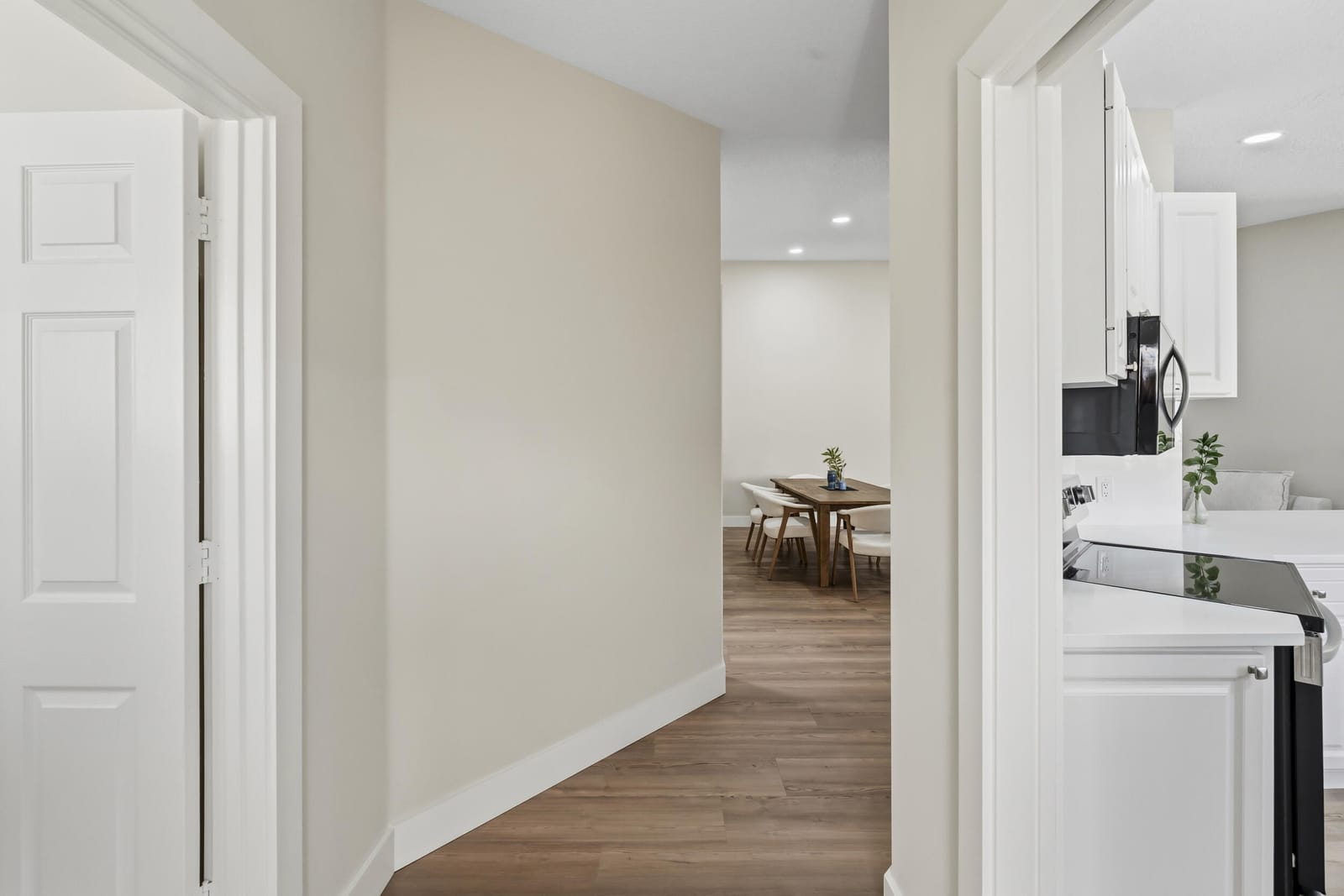 8457 SE Retreat Drive — photo 4