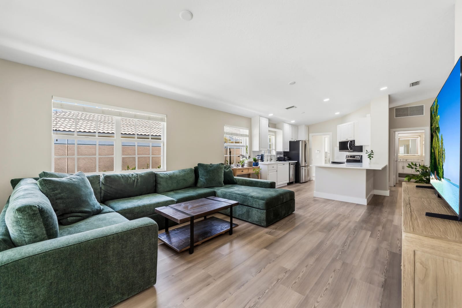 8457 SE Retreat Drive — photo 5