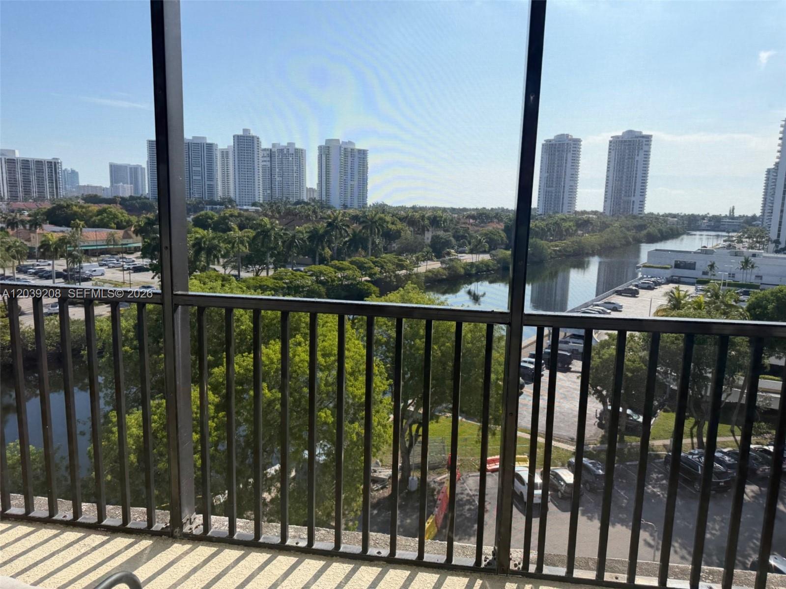 3475 N Country Club Drive 816, Aventura, FL 33180, Aventura
