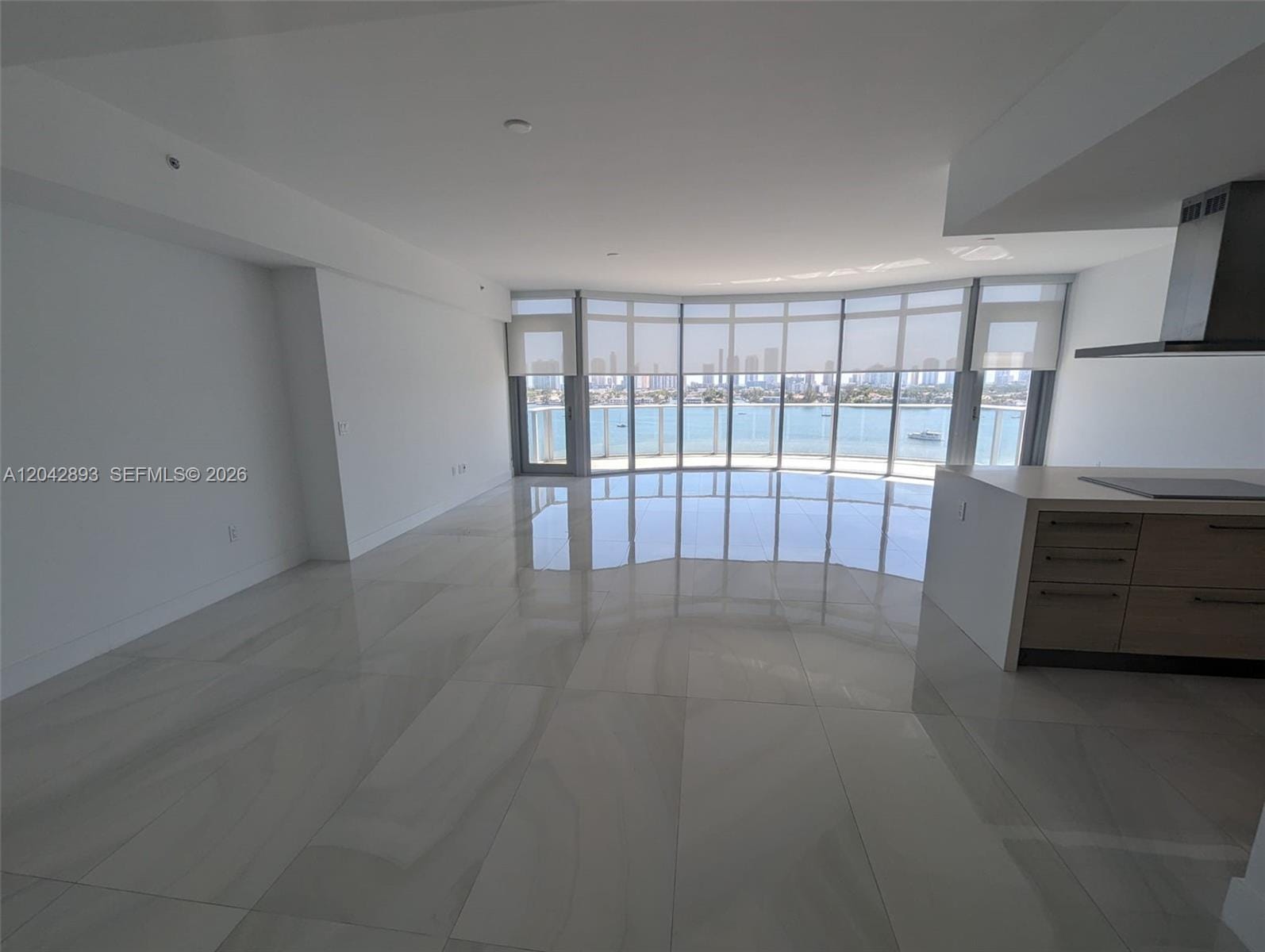 17111 E Biscayne Boulevard 1011 — photo 12