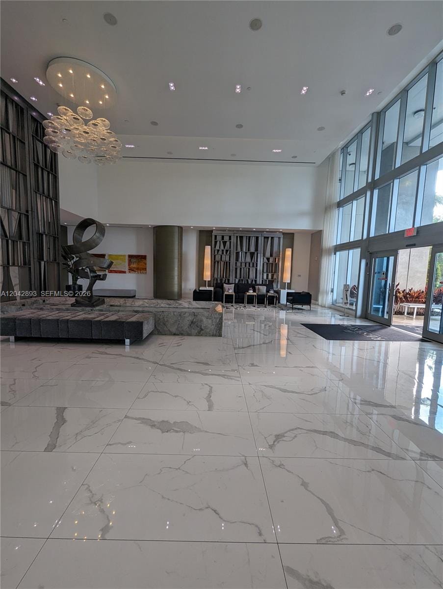 17111 E Biscayne Boulevard 1011 — photo 7