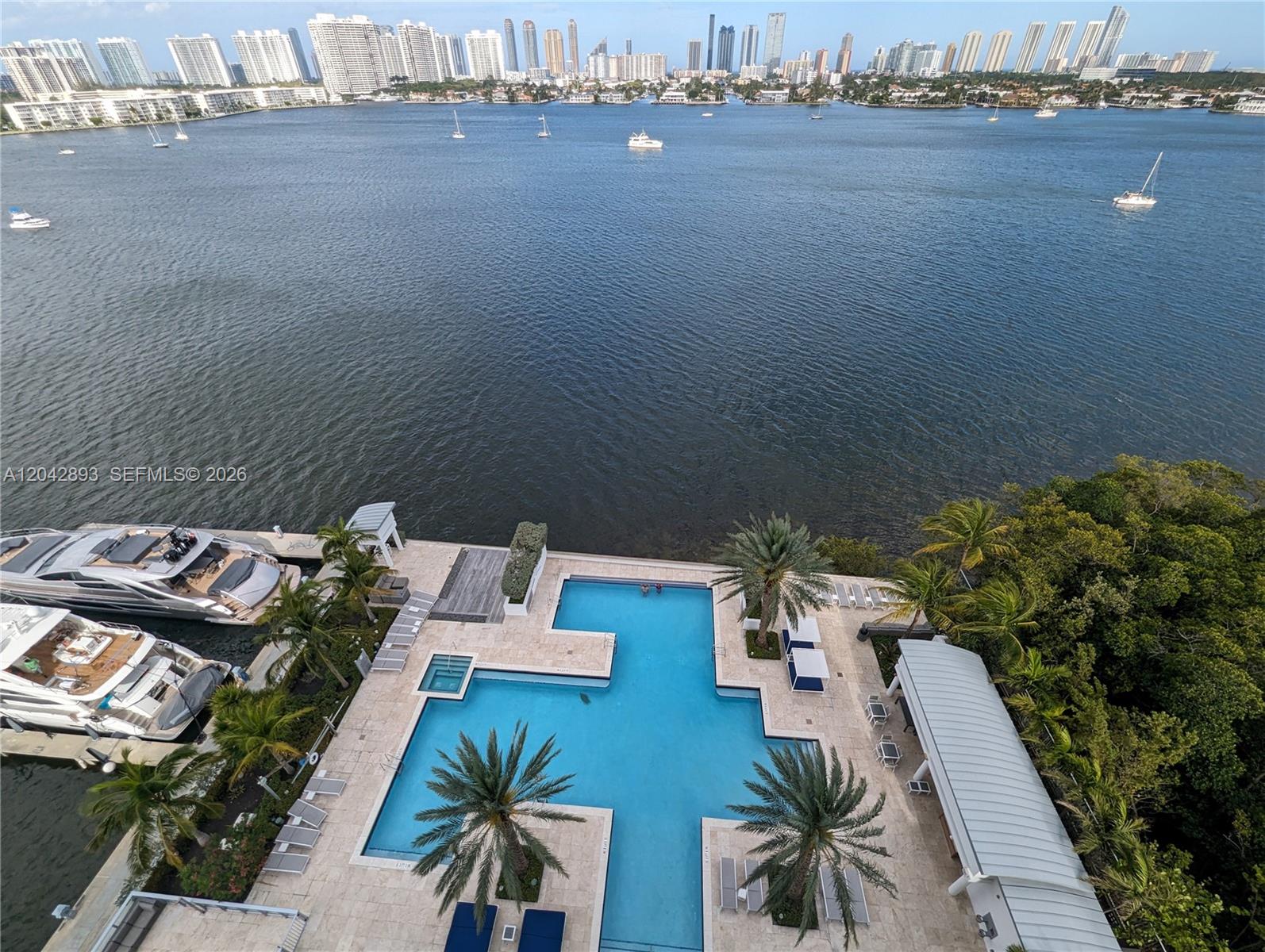 17111 E Biscayne Boulevard 1011, North Miami Beach, FL 33160, North Miami Beach