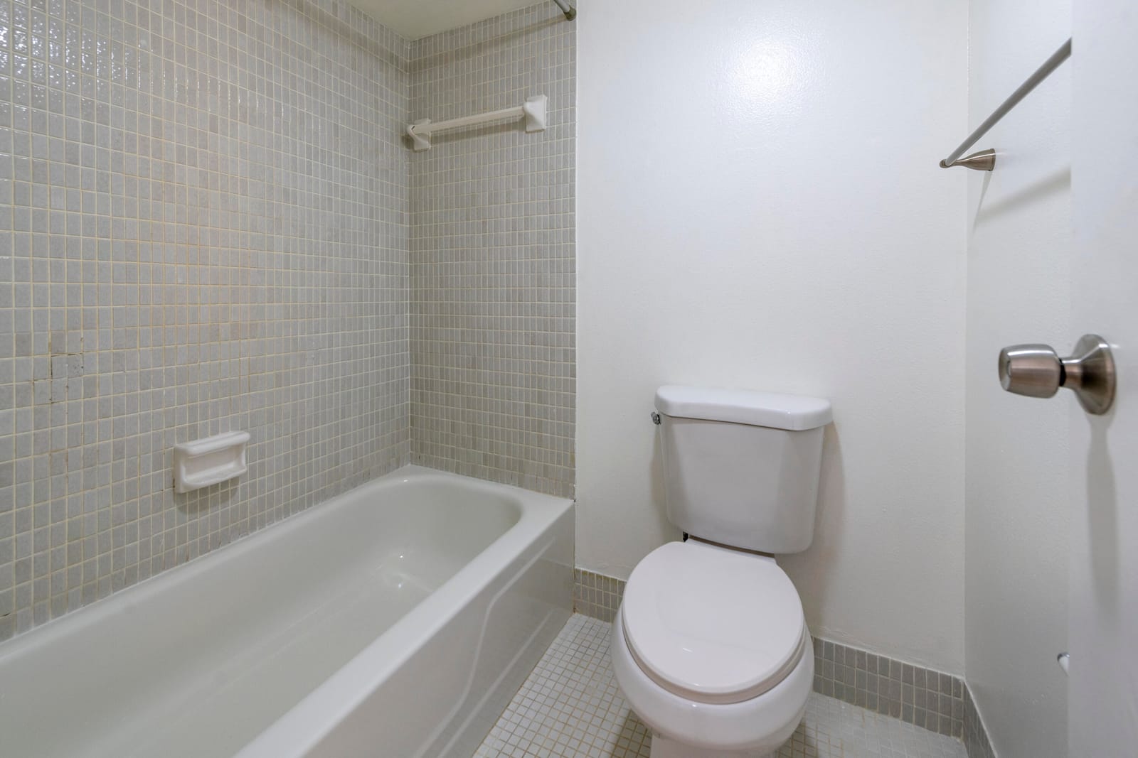 6061 N Falls Cir Drive 402, Lauderhill, FL 33319 photo 21