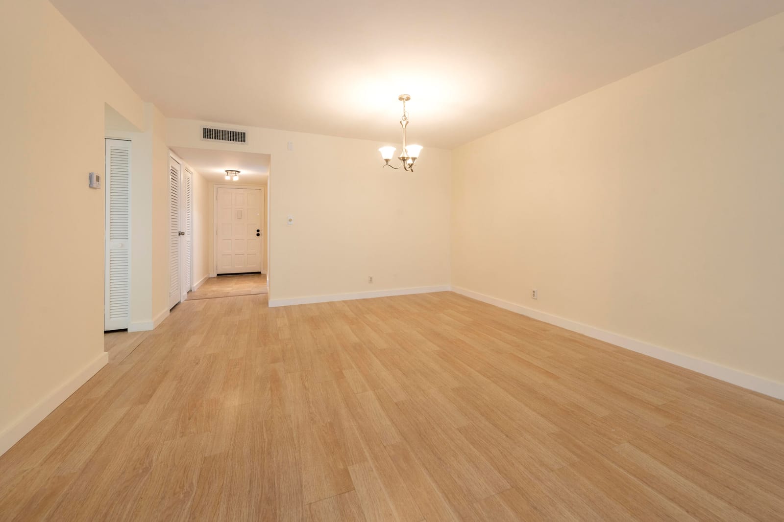 6061 N Falls Cir Drive 402, Lauderhill, FL 33319 photo 8