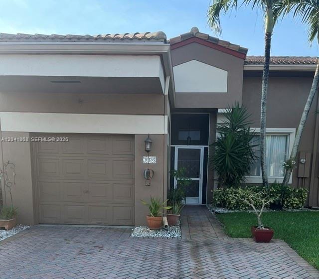 10136 Lombardy Drive — photo 1