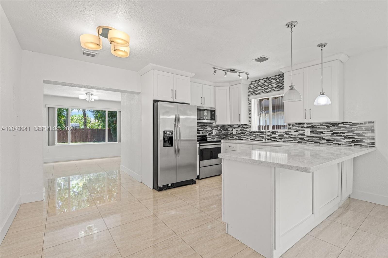 270 NW 51st Avenue, Miami, FL 33126 photo 11