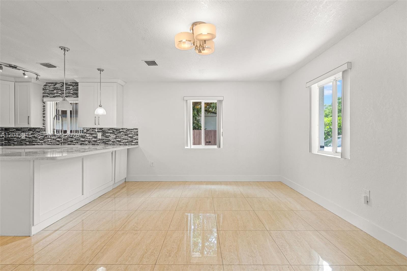 270 NW 51st Avenue, Miami, FL 33126 photo 7