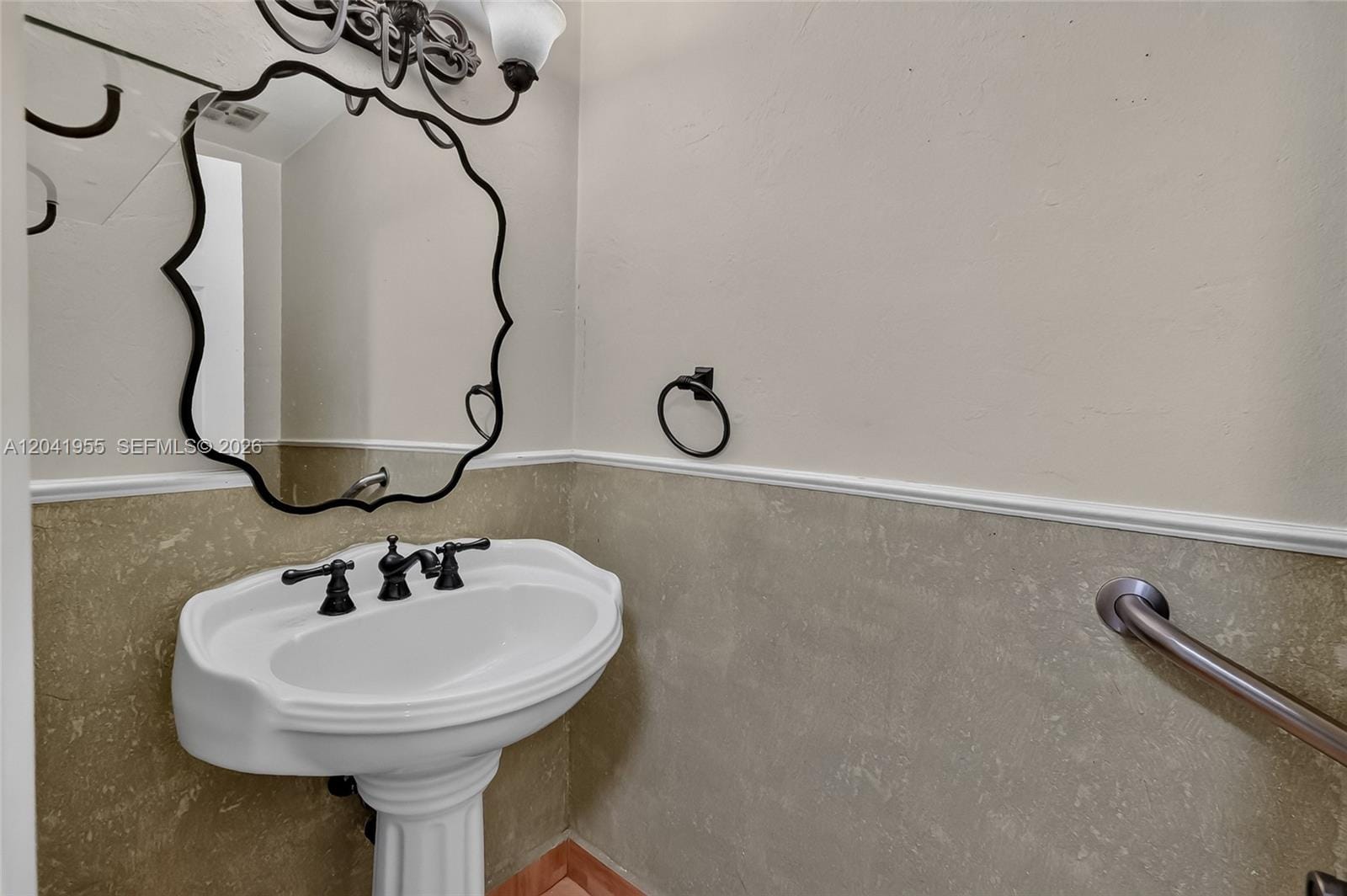 7055 W 3rd Court, Hialeah, FL 33014 photo 25
