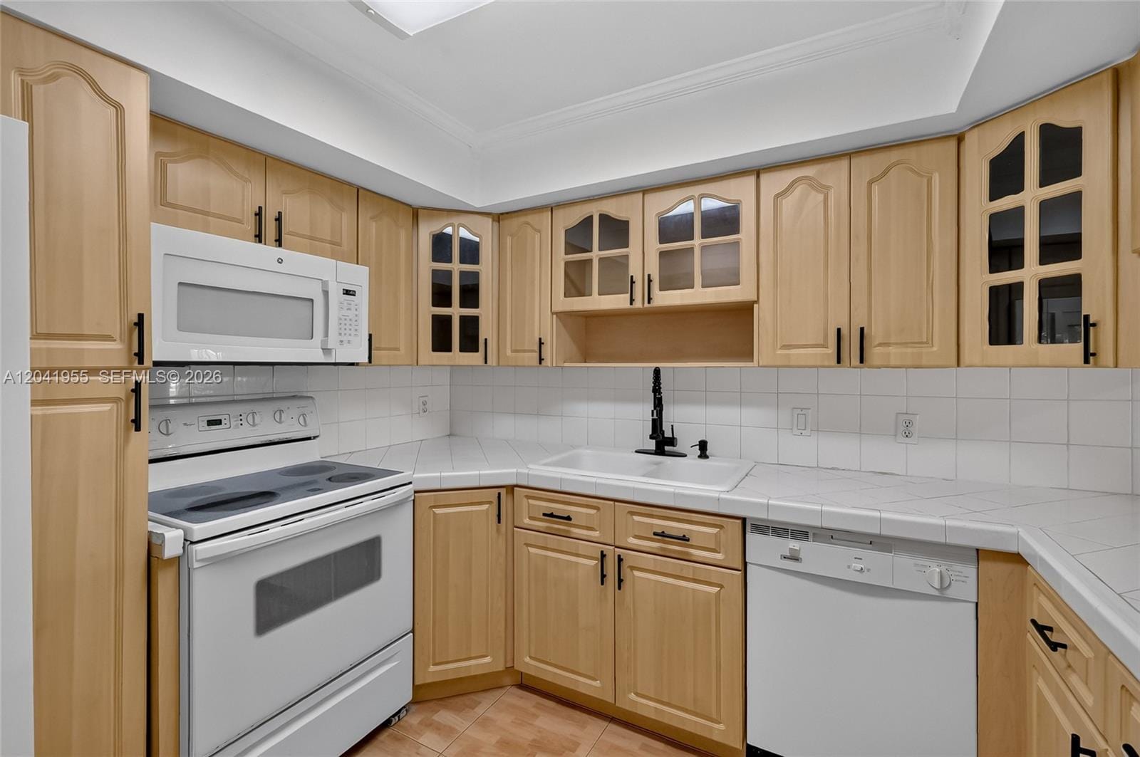7055 W 3rd Court, Hialeah, FL 33014 photo 9