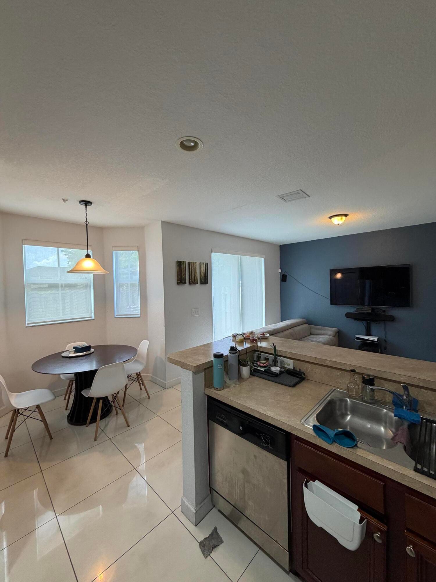 1047 NE 208th Street, Miami, FL 33179 photo 14