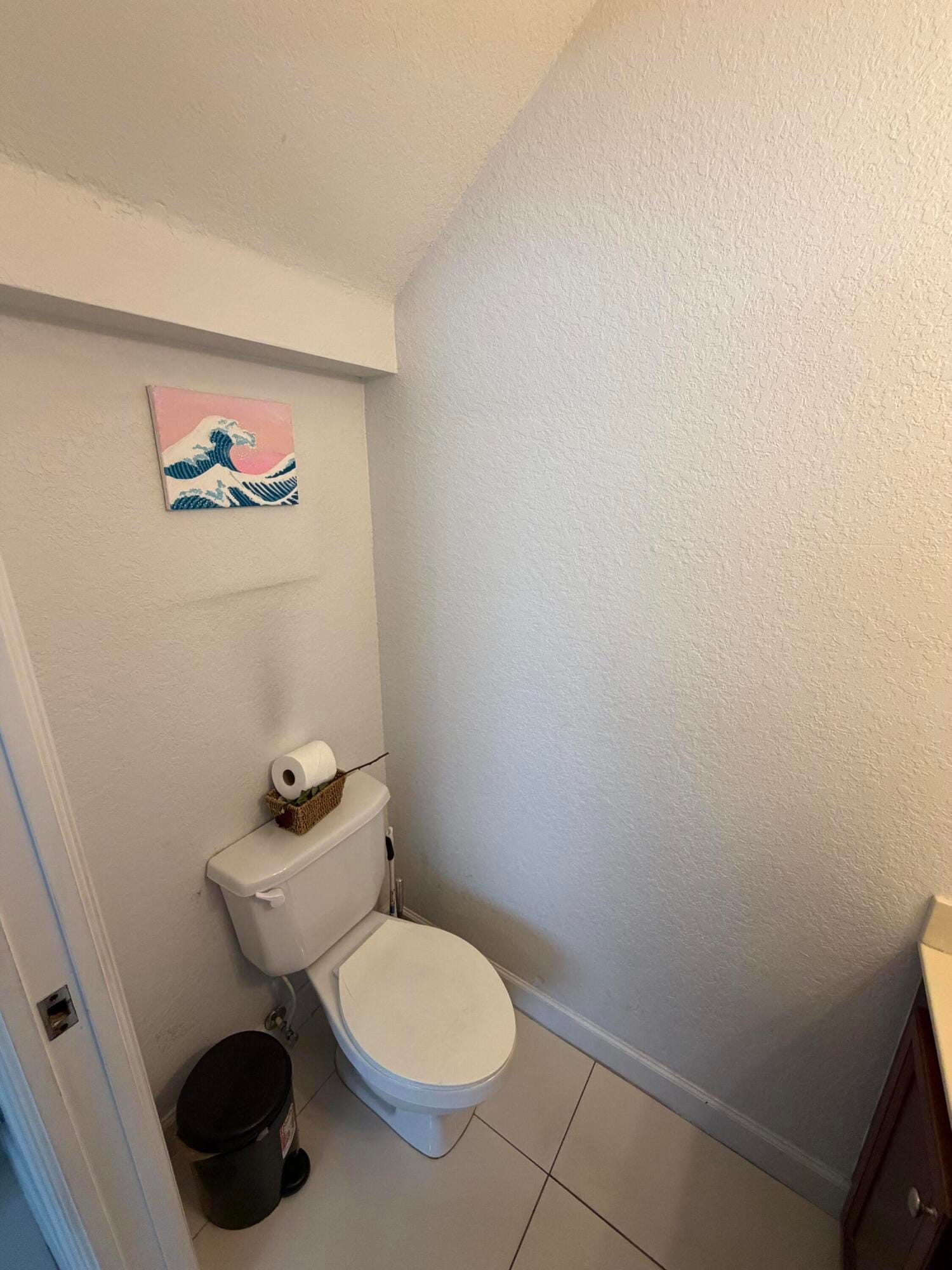 1047 NE 208th Street, Miami, FL 33179 photo 17