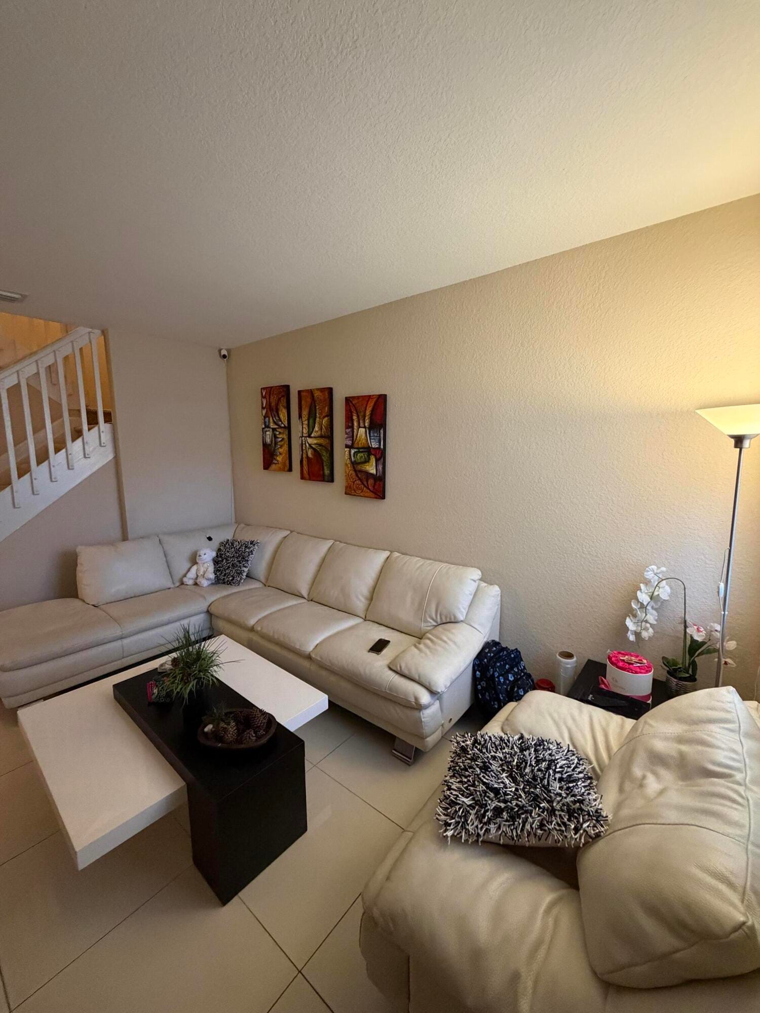 1047 NE 208th Street, Miami, FL 33179 photo 4